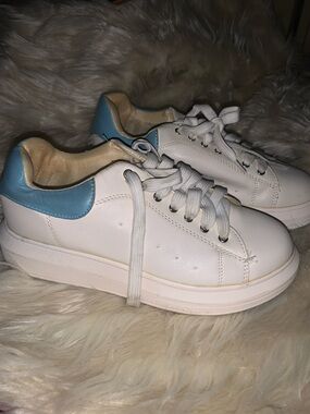 Chase + Chloe White Sneakers with Light Blue Heel Accent